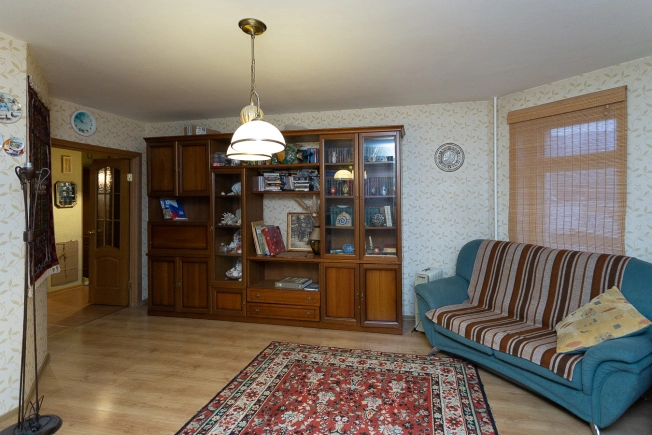 Купить двухкомнатную квартиру на вторичке на улице Центральная в Владимирской области. Вариант № 10434243, 12, площадь -  квм, цена 8500000 рублей