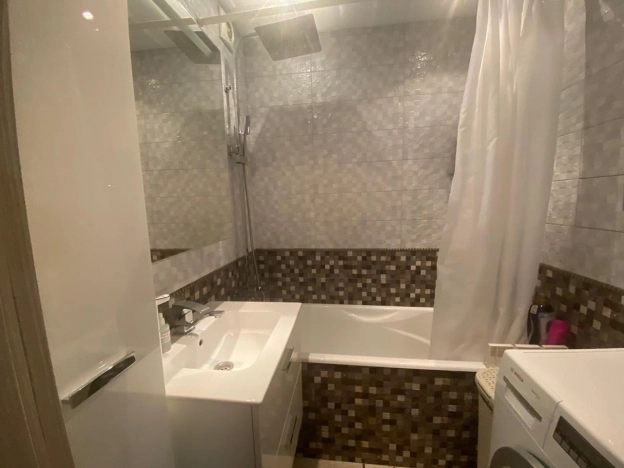 Купить квартиру в Москве. Вариант № 8785154, 4, площадь -  квм, цена 18000000 рублей