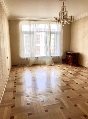 Купить квартиру в Москве. Вариант № 9105114, 2, площадь -  квм, цена 250000000 рублей