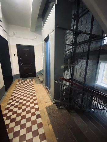 Купить квартиру в Москве. Вариант № 8119097, 6, площадь -  квм, цена 23903000 рублей