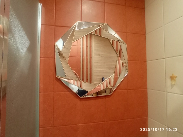 Купить трехкомнатную квартиру в Калининграде. Вариант № 8860116, 18, площадь -  квм, цена 11850000 рублей