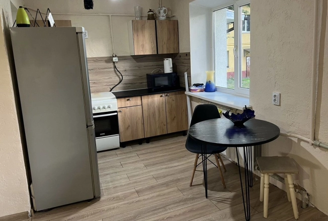 Купить двухкомнатную квартиру на улице Красноармейская в Калининградской области. Вариант № 8057648, 3, площадь -  квм, цена 3575000 рублей