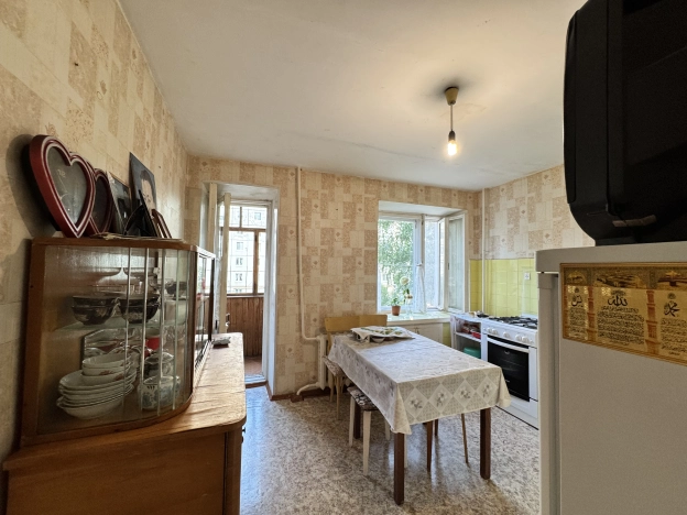 Купить квартиру на вторичке в Уфе. Вариант № 3046315, 0, площадь -  квм, цена 6395000 рублей