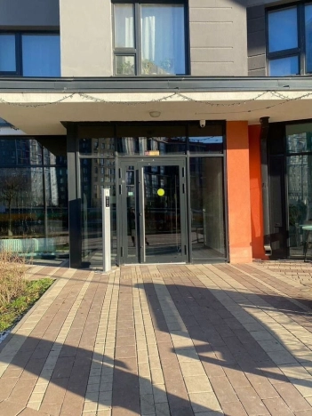 Купить квартиру в Москве. Вариант № 9178385, 10, площадь -  квм, цена 11000000 рублей