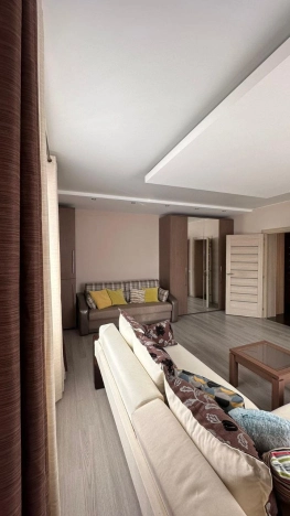 Снять квартиру в Калининграде. Вариант № 9285496, 9, площадь -  квм, цена 35000 рублей