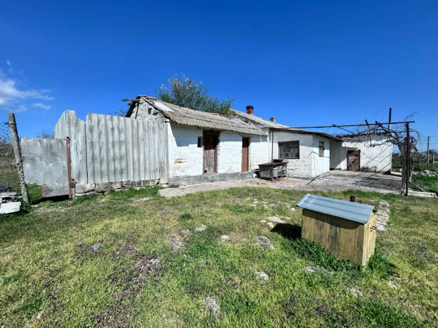 Купить дом на улице Мичурина в Керчи. Вариант № 7362, 6, площадь -  квм, цена 2500000 рублей