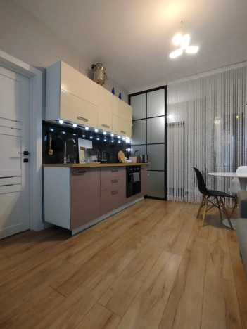 Купить двухкомнатную квартиру на улице Линейная в Новосибирской области. Вариант № 9490770, 0, площадь -  квм, цена 8999000 рублей