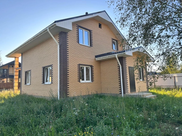 Купить дом в Москве. Вариант № 10339538, 4, площадь -  квм, цена 15500000 рублей