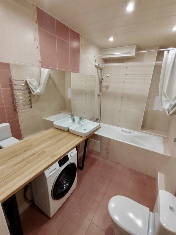 Купить двухкомнатную квартиру в Ростовской области. Вариант № 9462376, 6, площадь -  квм, цена 7950000 рублей