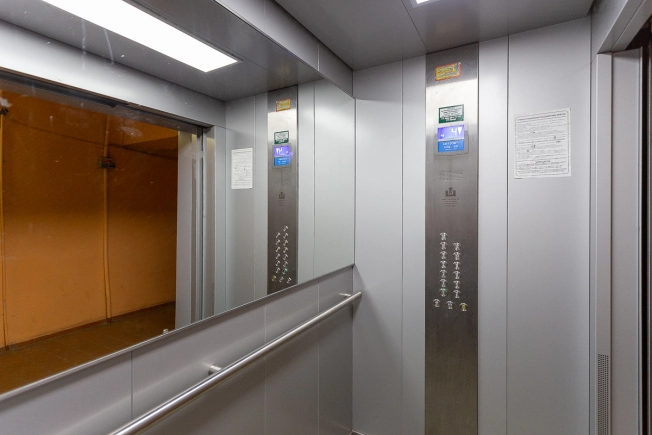 Купить квартиру на улице Верхняя Дуброва в Владимире. Вариант № 700784, 32, площадь -  квм, цена 6400000 рублей