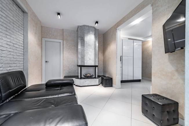 Купить пятикомнатную квартиру в Санкт-Петербурге. Вариант № 7641042, 25, площадь -  квм, цена 80000000 рублей