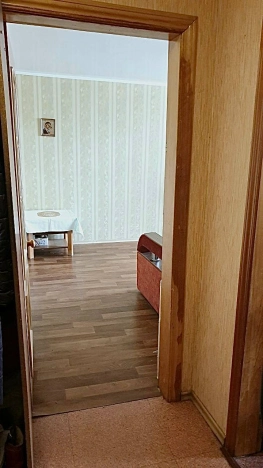 Купить четырехкомнатную квартиру в Приморском крае. Вариант № 33998, 3, площадь -  квм, цена 7650000 рублей