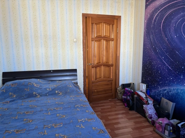 Купить трехкомнатную квартиру в Микрорайоне 8-й, Элиста в Элисте. Вариант № 13645, 2, площадь -  квм, цена 5500000 рублей