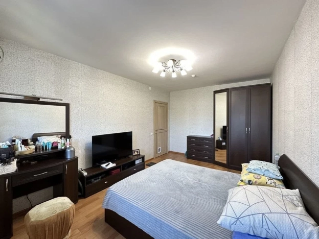 Купить многокомнатную квартиру в районе Невский в Санкт-Петербурге. Вариант № 18248, 6, площадь -  квм, цена 19100000 рублей