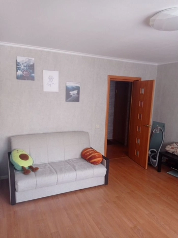 Купить однокомнатную квартиру в ЦАО в Новосибирске. Вариант № 8161745, 8, площадь -  квм, цена 5990000 рублей