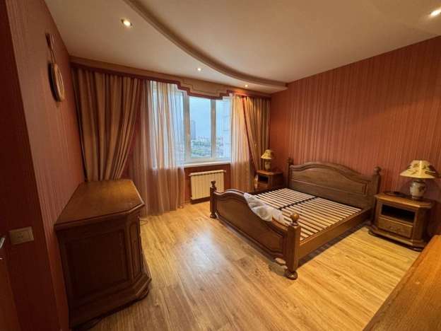 Купить квартиру в Москве. Вариант № 8416118, 13, площадь -  квм, цена 46000000 рублей