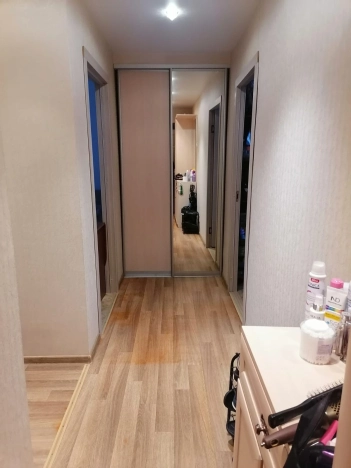 Купить двухкомнатную квартиру в Новосибирской области. Вариант № 9921319, 2, площадь -  квм, цена 4150000 рублей