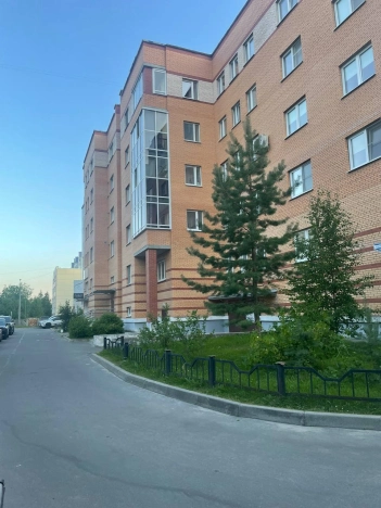 Купить трехкомнатную квартиру в Северодвинске. Вариант № 988795, 25, площадь -  квм, цена 13980000 рублей