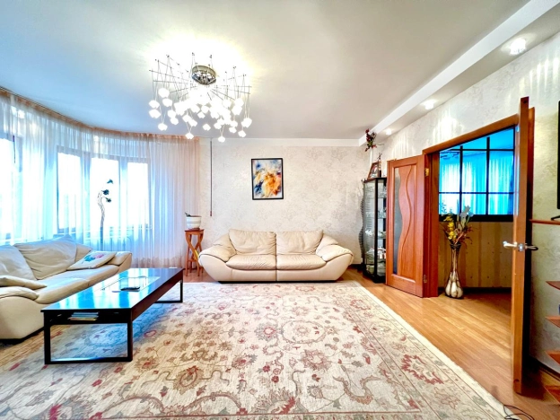 Снять квартиру в Москве. Вариант № 6641491, 2, площадь -  квм, цена 120000 рублей