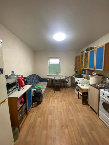 Купить дом в Элисте. Вариант № 52732, 4, площадь -  квм, цена 6800000 рублей