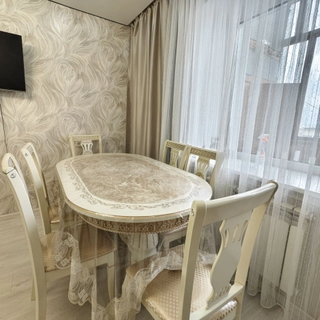 Купить четырехкомнатную квартиру в Новосибирской области. Вариант № 5922470, 2, площадь -  квм, цена 5500000 рублей