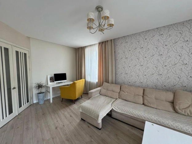 Купить трехкомнатную квартиру в Микрорайоне 29-й, Ангарск в Ангарске. Вариант № 1247243, 4, площадь -  квм, цена 7900000 рублей