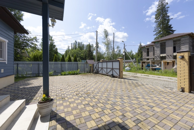 Купить дом в Москве. Вариант № 9363001, 37, площадь - квм, цена 35000000 рублей