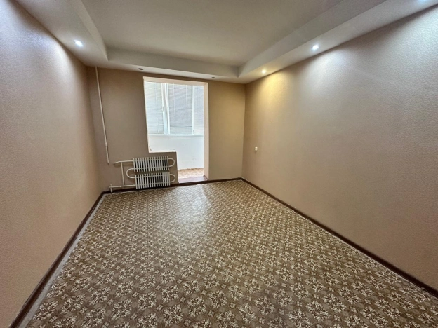 Купить двухкомнатную квартиру на вторичке в Микрорайоне 4-й, Элиста в Элисте. Вариант № 29426, 2, площадь -  квм, цена 5100000 рублей