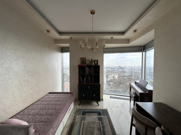 Купить квартиру в районе Котловка в Москве. Вариант № 30388, 6, площадь - квм, цена 70000000.0000 рублей