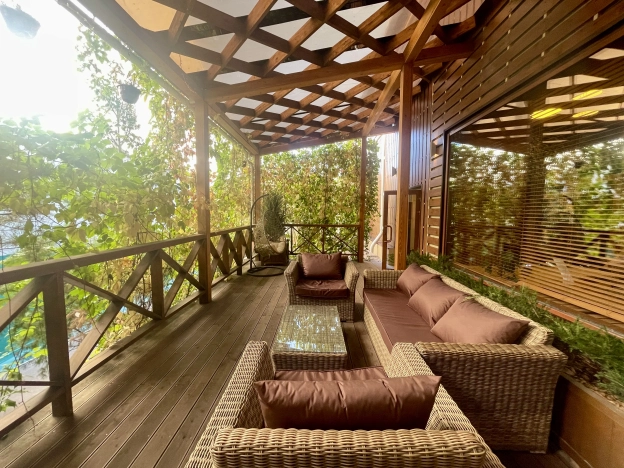 Купить квартиру у метро Аэропорт Внуково в Москве. Вариант № 15374, 21, площадь -  квм, цена 60340000 рублей