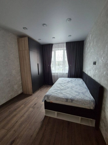 Купить трехкомнатную квартиру в Одинцове. Вариант № 9880621, 4, площадь -  квм, цена 25000000 рублей