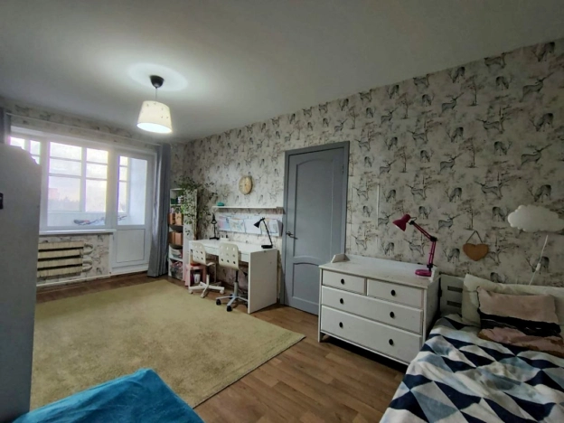 Купить двухкомнатную квартиру на вторичке на улице Илимская в Москве. Вариант № 10758230, 3, площадь - квм, цена 7250000 рублей