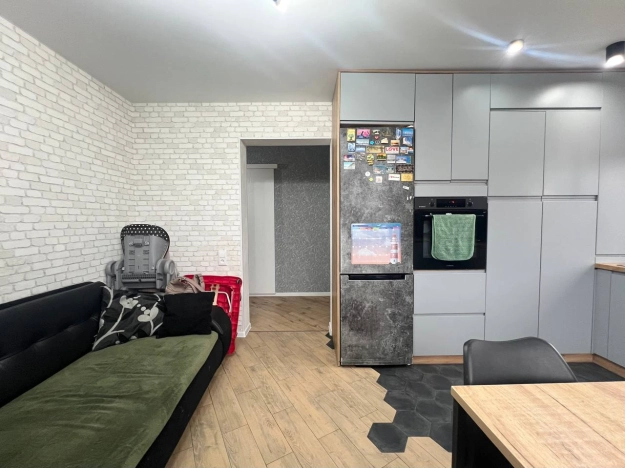 . Вариант № 24869, 5, площадь - 80 квм, цена 9990000 рублей