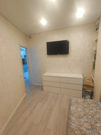 Купить однокомнатную квартиру в Краснодаре. Вариант № 10286829, 19, площадь -  квм, цена 5300000 рублей