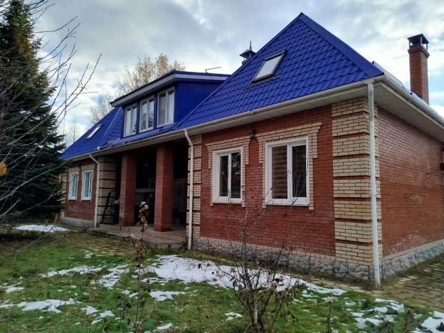 Купить дом в Омске. Вариант № 7566347, 0, площадь -  квм, цена 15800000 рублей