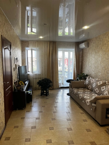 Купить квартиру со свободной планировкой на вторичке в Новосибирской области. Вариант № 5921625, 1, площадь -  квм, цена 5700000 рублей