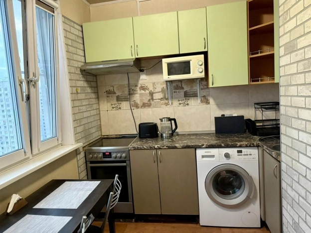 Купить квартиру в Москве. Вариант № 10429741, 9, площадь -  квм, цена 15000000 рублей