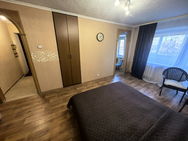 Снять квартиру в Калининграде. Вариант № 9753717, 4, площадь -  квм, цена 30000 рублей