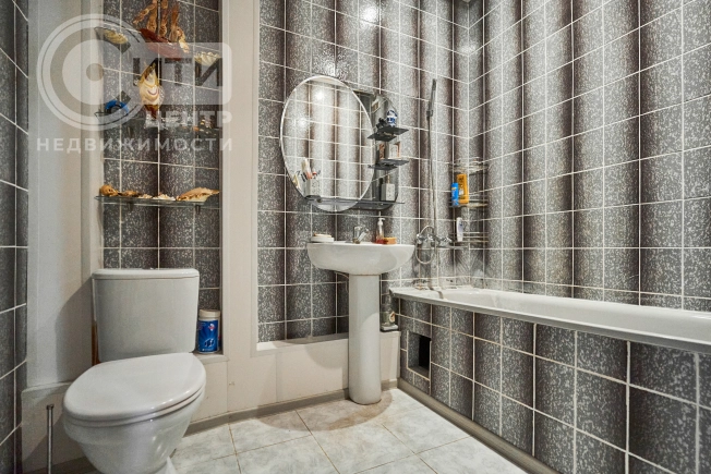 Купить дом в Воронеже. Вариант № 1389911, 5, площадь -  квм, цена 23990000 рублей