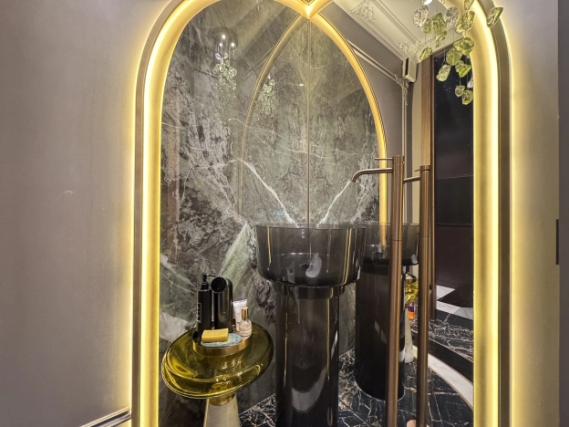 Купить квартиру в районе Западное Дегунино в Москве. Вариант № 7796476, 30, площадь -  квм, цена 69666000 рублей