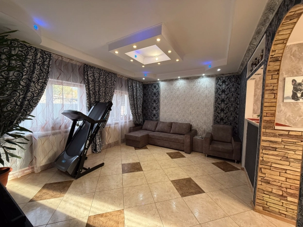 Купить дом на улице Виноградная в Калининграде. Вариант № 3059716, 18, площадь -  квм, цена 14300000 рублей