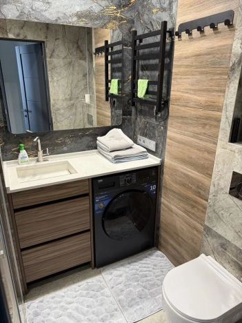 Купить квартиру в Москве. Вариант № 8096861, 9, площадь -  квм, цена 23990000 рублей