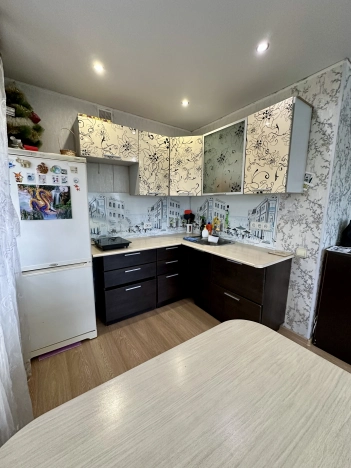 Купить однокомнатную квартиру в Южно-Сахалинске. Вариант № 60865, 6, площадь -  квм, цена 5600000 рублей