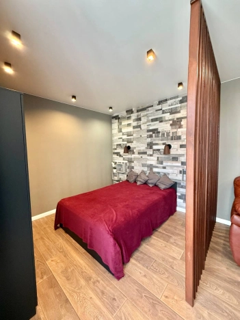 Купить однокомнатную квартиру в районе Дзержинский в Волгограде. Вариант № 4176243, 11, площадь -  квм, цена 6999999 рублей