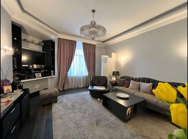 Купить квартиру в Москве. Вариант № 10243411, 0, площадь - квм, цена 60000000 рублей