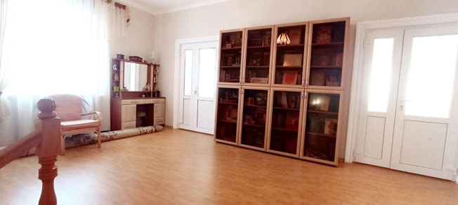Купить дом в Симферополе. Вариант № 38497, 28, площадь - квм, цена 27500000.0000 рублей