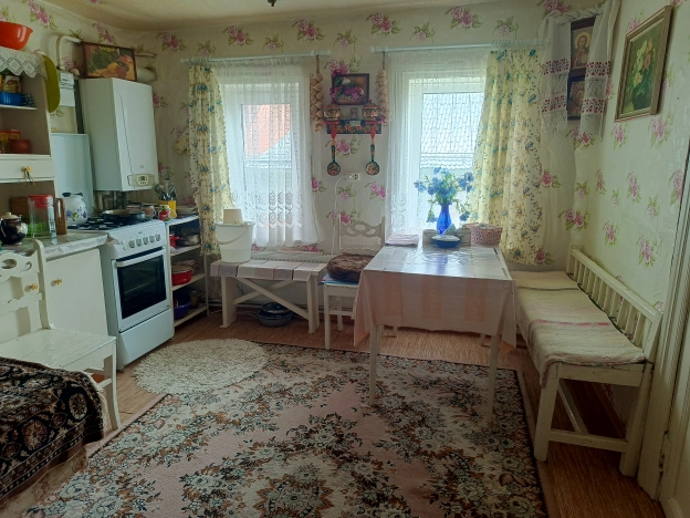 Купить дом на улице Комсомольская в Ивановской области. Вариант № 7739145, 5, площадь -  квм, цена 1900000 рублей