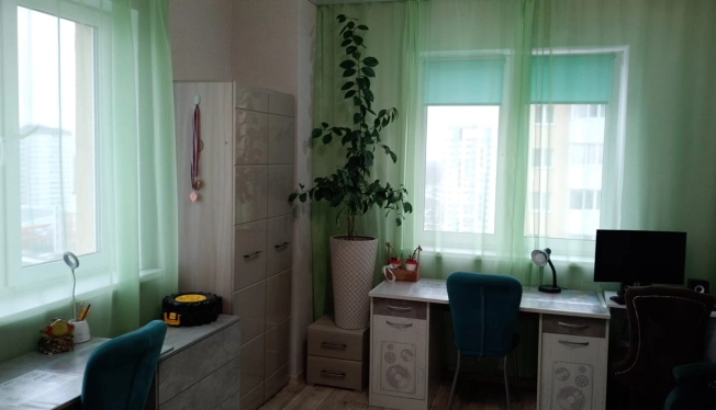 Купить двухкомнатную квартиру в Тюменской области. Вариант № 4102, 17, площадь -  квм, цена 6400000 рублей