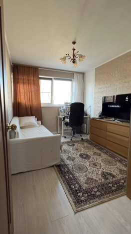 Купить трехкомнатную квартиру у метро Садовая в Санкт-Петербурге. Вариант № 5328913, 4, площадь -  квм, цена 9900000 рублей