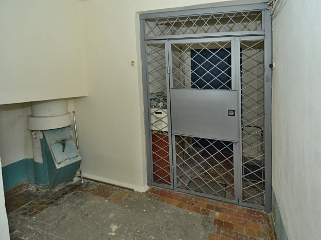 Купить трехкомнатную квартиру в Новосибирской области. Вариант № 10022767, 35, площадь -  квм, цена 11300000 рублей